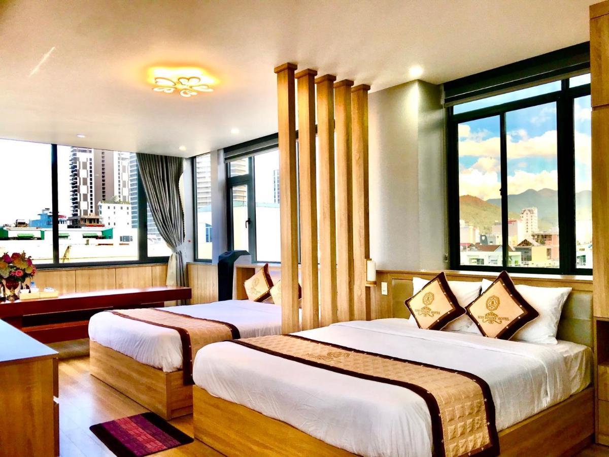 Ruby Luxury Hotel Куи Нхон Екстериор снимка