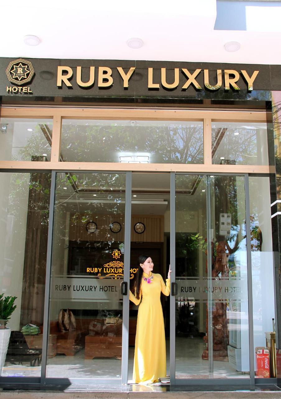 Ruby Luxury Hotel Куи Нхон Екстериор снимка