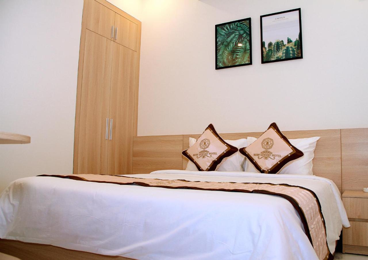 Ruby Luxury Hotel Куи Нхон Екстериор снимка